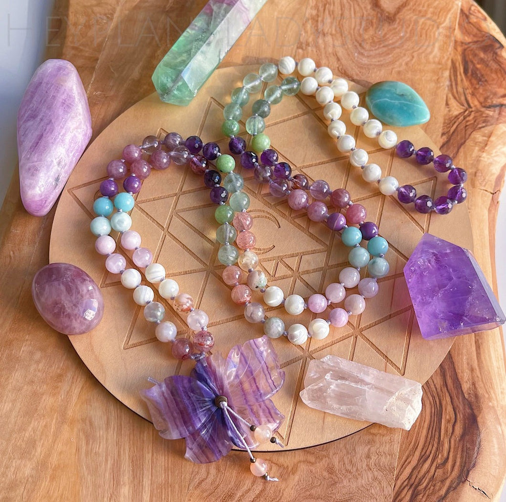Dreamy Depths: Unveiling the Best Crystals for Pisces Spirituality