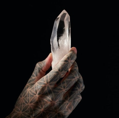 Clear Thoughts: Aligning Your Focus with Top Crystal Choices