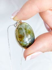 Labradorite Pendant Sterling Silver