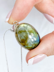 Labradorite Pendant Sterling Silver