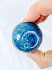 Apatite Sphere | Medium