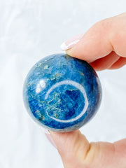 Apatite Sphere | Medium