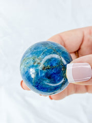 Apatite Sphere | Medium