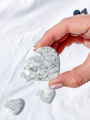 Howlite Heart | Medium