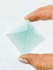 Green Obsidian Pyramid | Medium