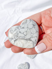 Howlite Heart | Medium
