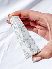 Howlite Polished Point 140g