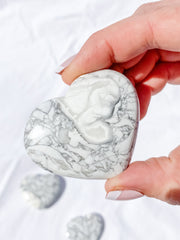 Howlite Heart | Medium