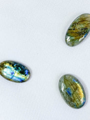 Labradorite Cabochon Oval | Small