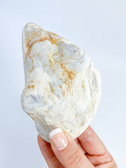 Menilite Goddess Stone Natural 444g