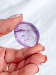 Amethyst Light Tumbles | Medium
