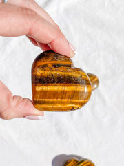 Tiger Eye Heart | Large