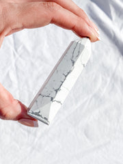 Howlite Polished Point 80g