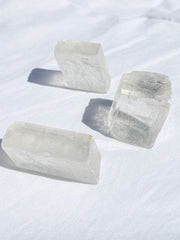 Optic Calcite Natural | Medium