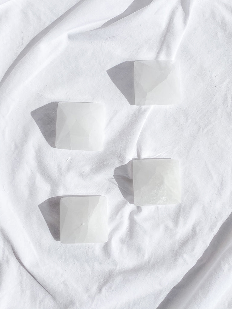 Selenite Pyramid | Small