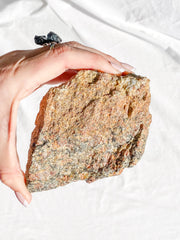 Garnet on Matrix Natural 821g