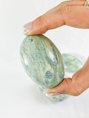 Fuchsite PalmStone | Medium