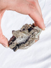 Quartz Natural Mineral Specimen Cluster 106g
