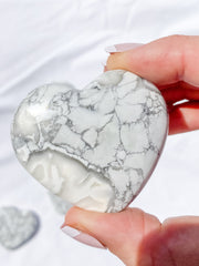 Howlite Heart | Medium