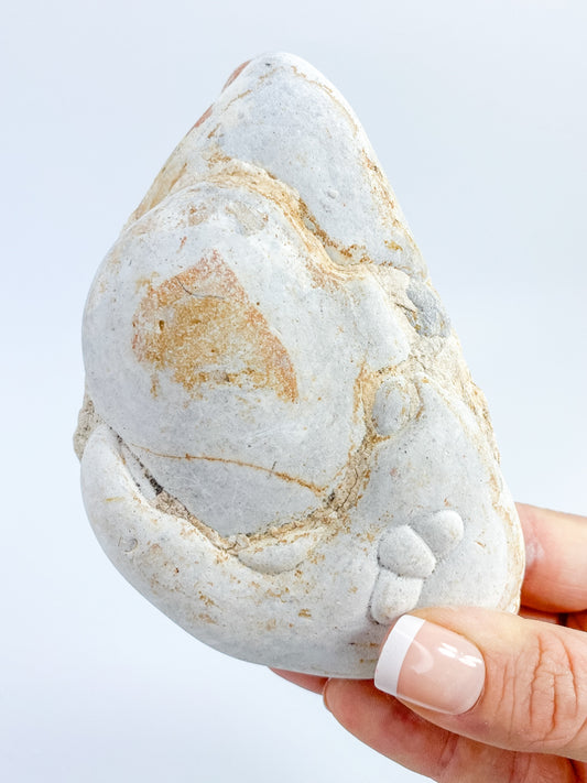 Menilite Goddess Stone Natural 444g