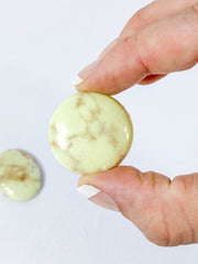 Yellow Chrysoprase Round | Medium