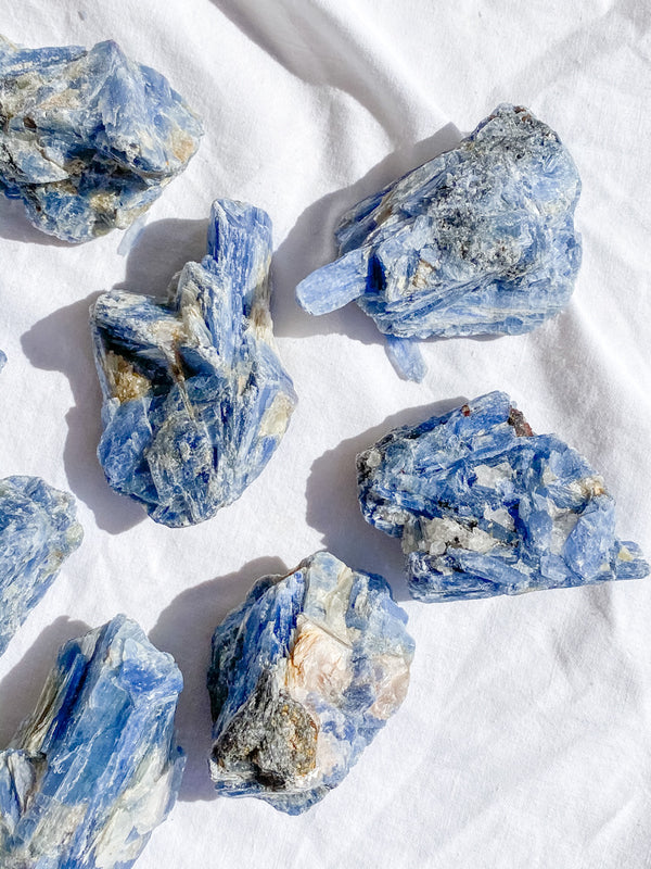 Blue Kyanite with Mica and Quartz Natural | Medium