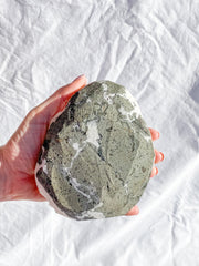 Apophyllite Druzy Cluster 1kg