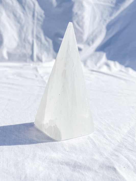Selenite Obelisk | Medium