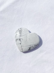 Howlite Heart | X Small