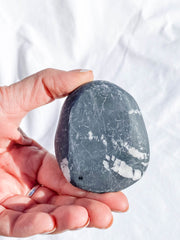 Chrysanthemum Natural Stone | X Large