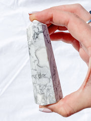 Howlite Polished Point 140g