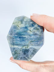 Labradorite FreeForm Polished 186g