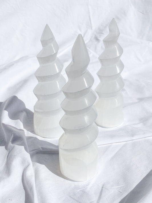Selenite Unicorn Horn | Medium