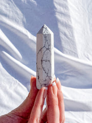 Howlite Polished Point 80g
