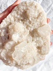 Apophyllite Druzy Cluster 1kg