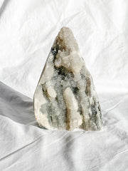 Chalcedony CutBase 1.3kg